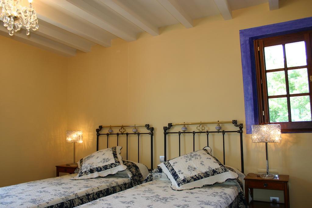 Posada El Hidalgo Valdecilla Rum bild